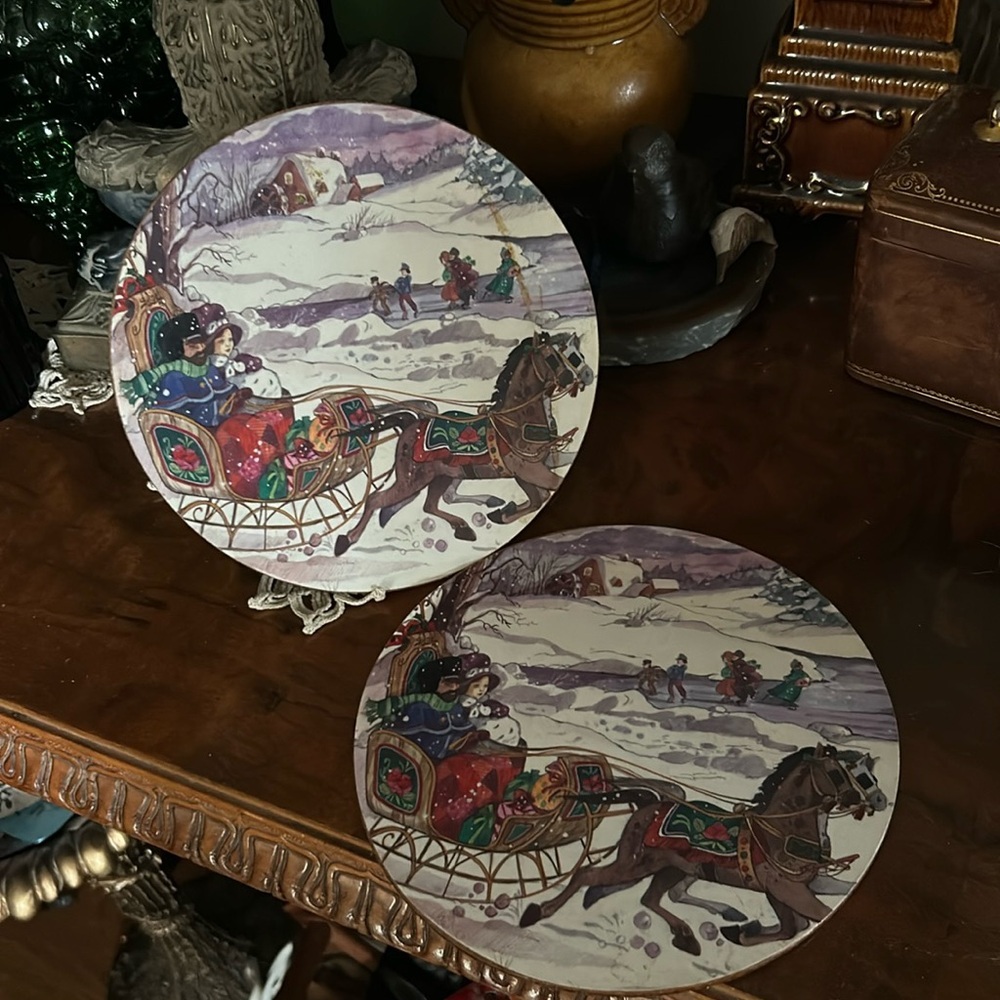 Vintage Victorian Sleigh Ride Trivits
